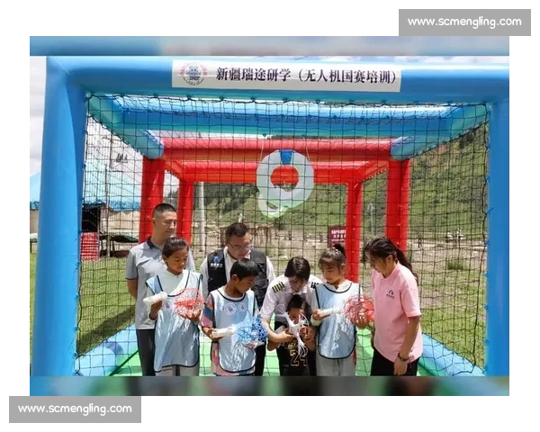 空中绿茵场：长三角无人机足球赛上演科技对决